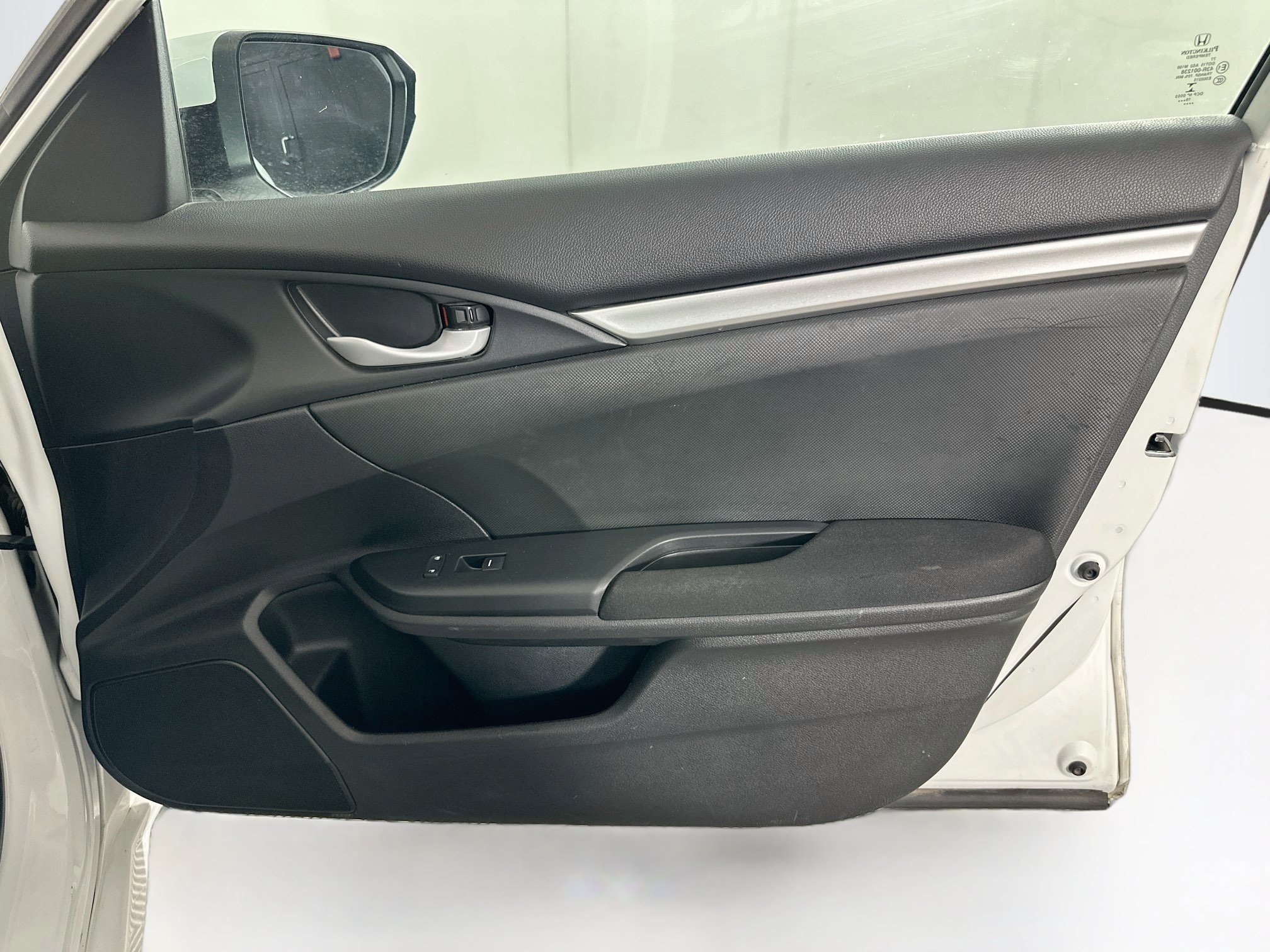 Used 2020 Honda Civic LX image 29