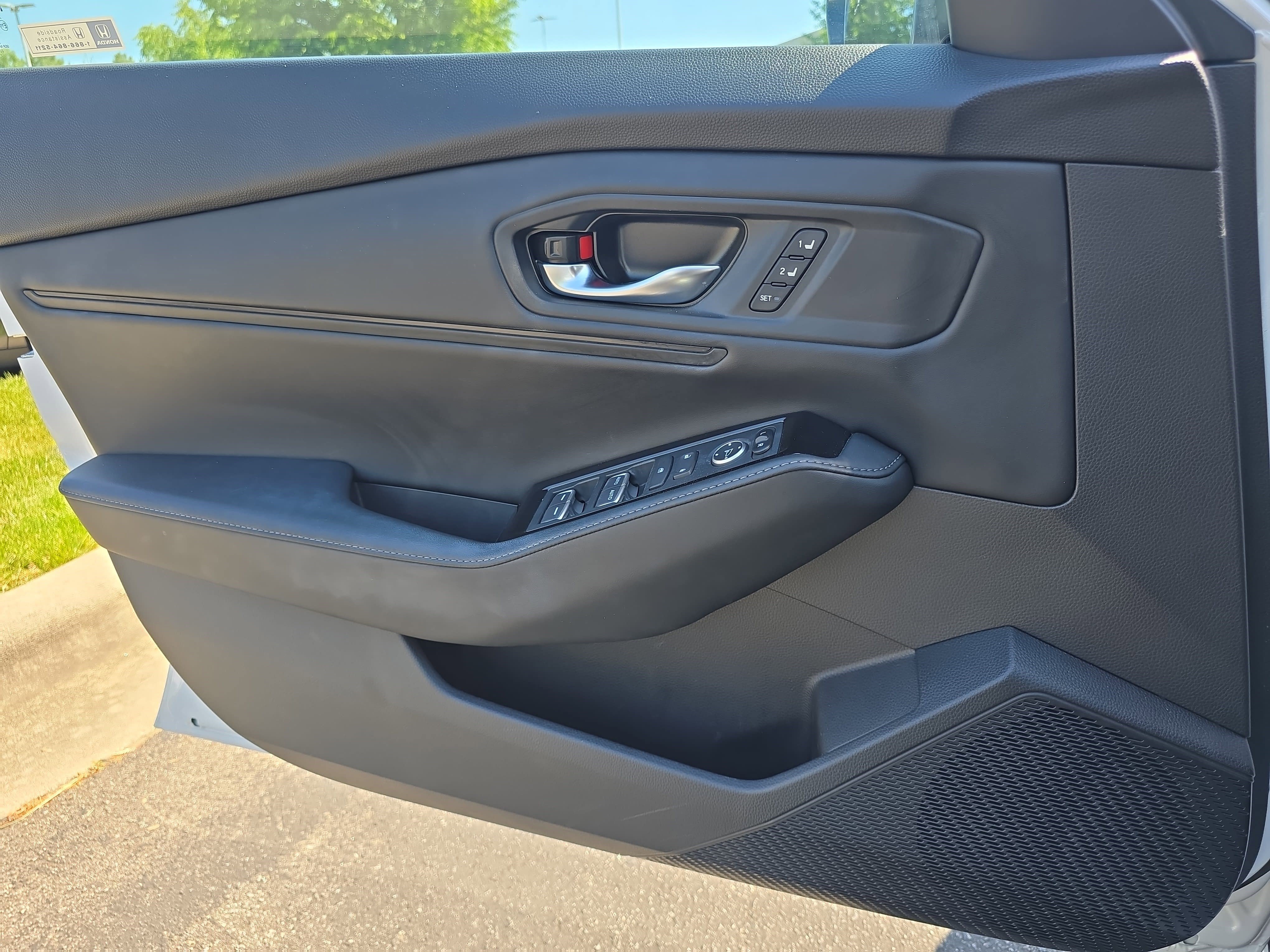 Used 2023 Honda Accord Touring image 27