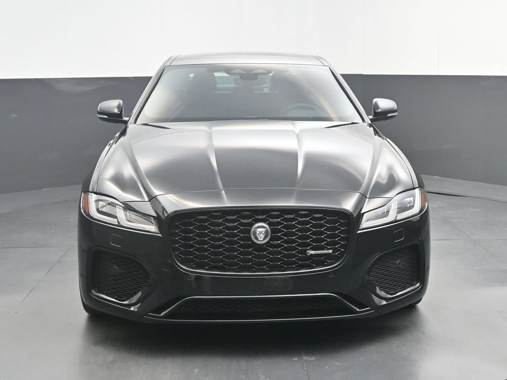 Certified 2024 Jaguar XF R-Dynamic SE AWD/4WD image 10