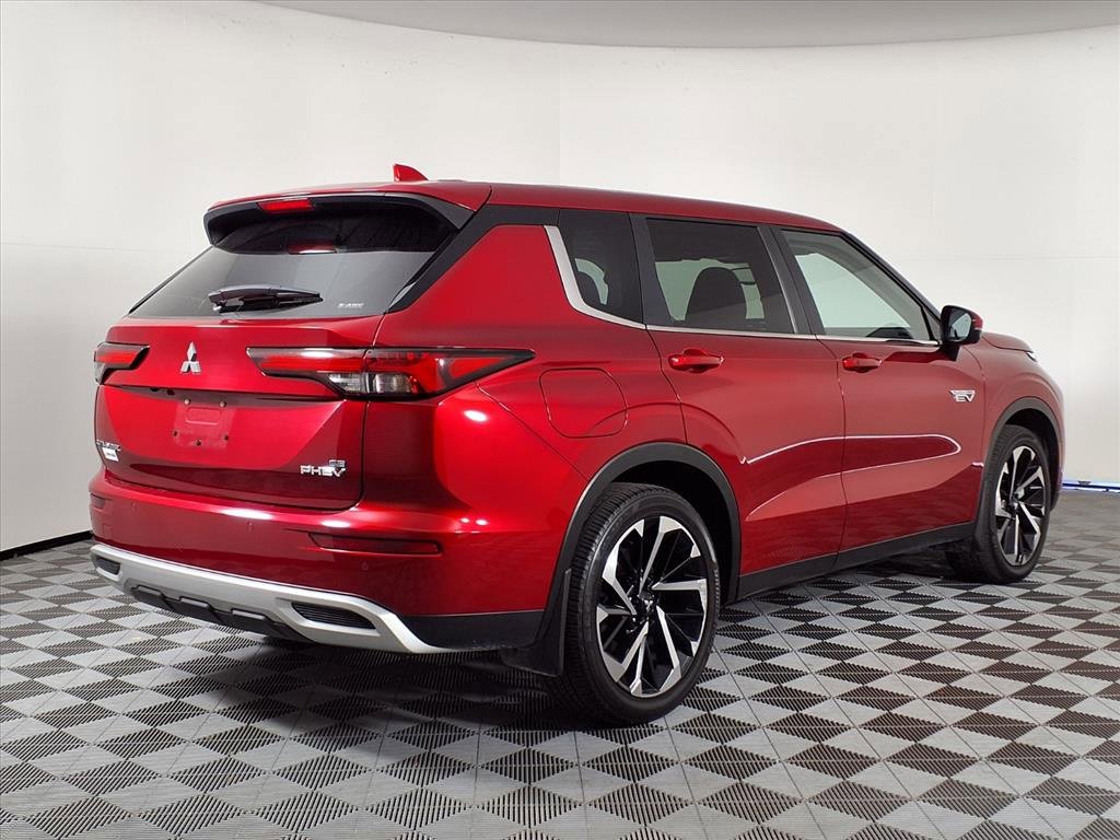 Used 2024 Mitsubishi Outlander SE image 33