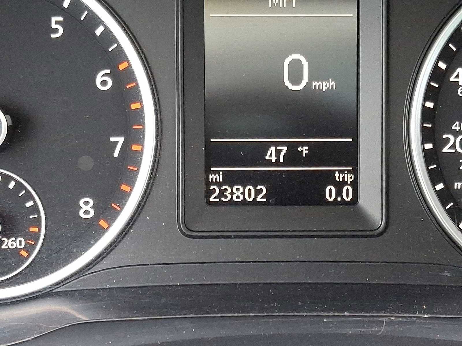 Used 2016 Volkswagen Tiguan SE image 18