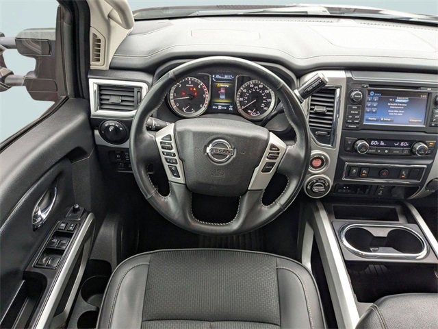 Used 2017 Nissan Titan PRO-4X image 15