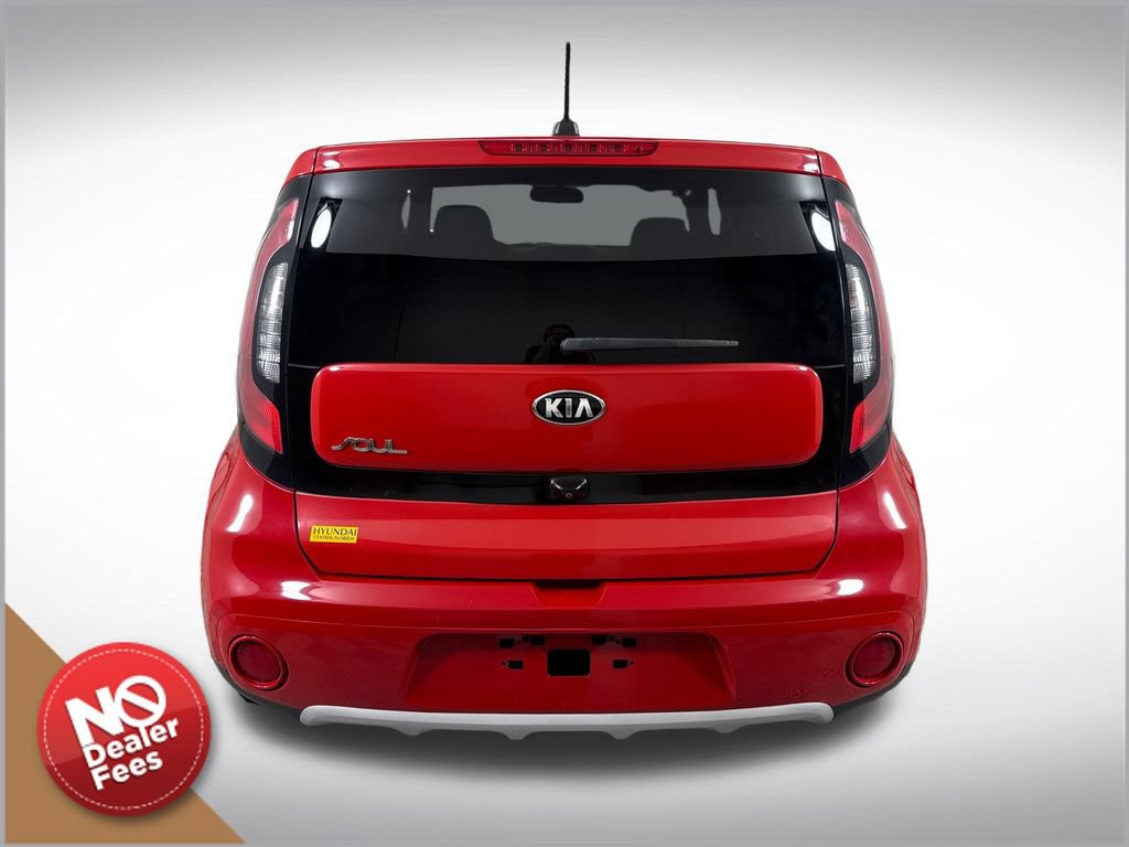Used 2017 Kia Soul + FWD image 5