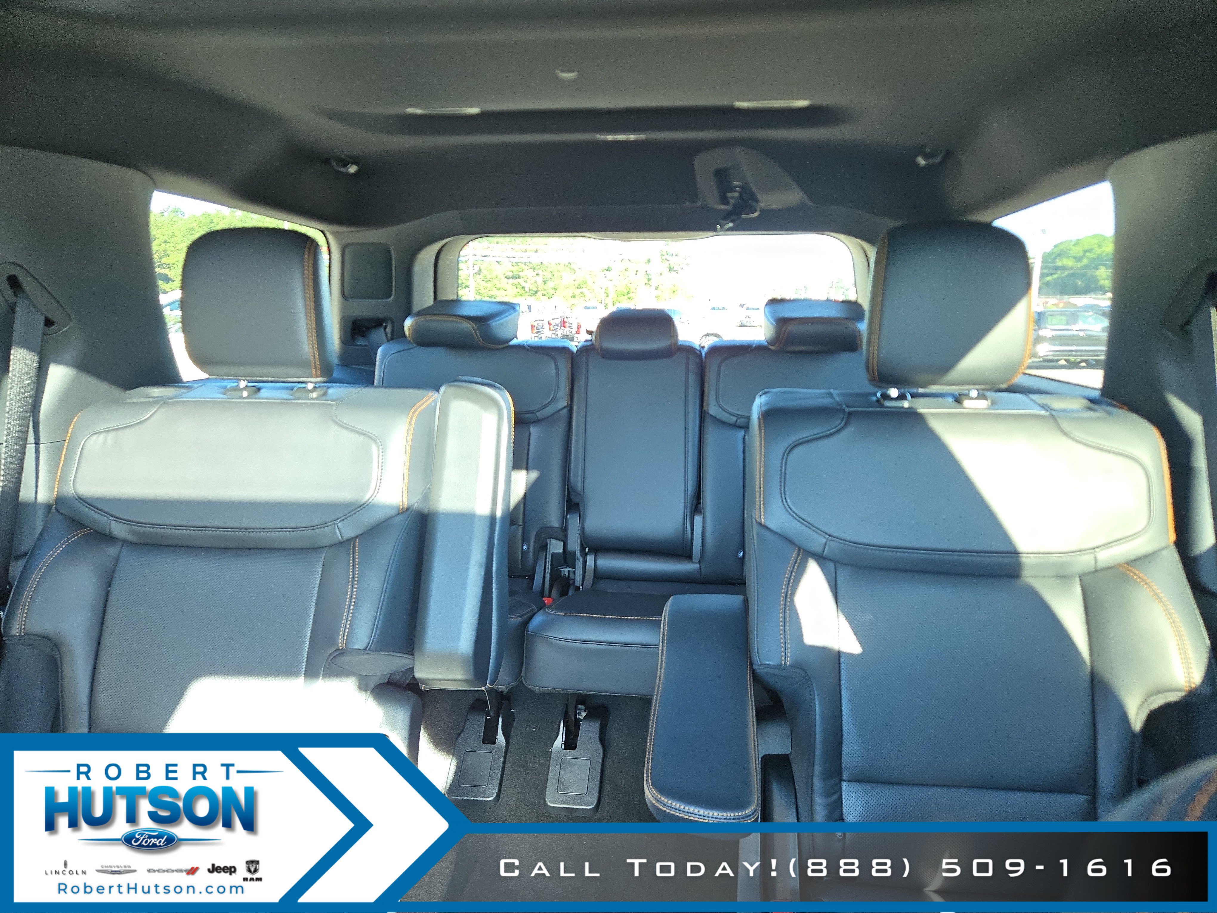 New 2027 Ford Expedition Tremor w/ Driver's Package AWD/4WD image 17