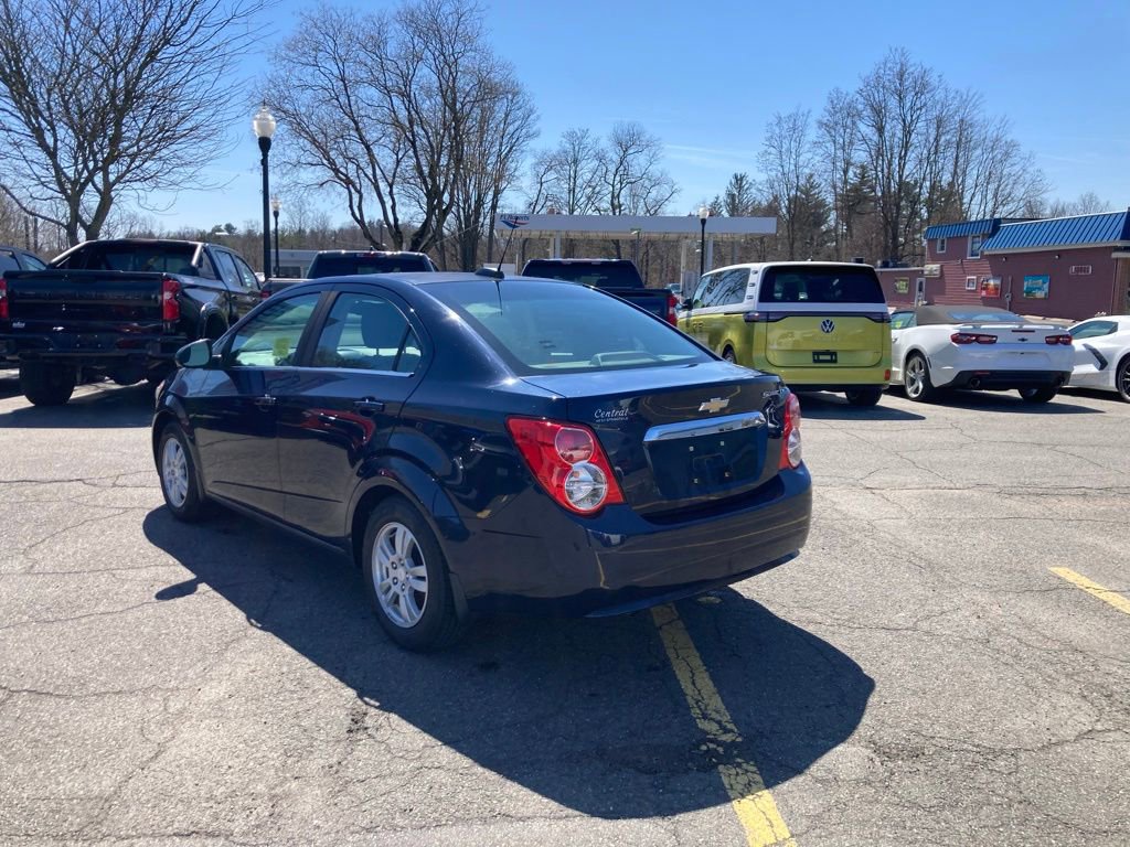 Used 2016 Chevrolet Sonic LT FWD image 5