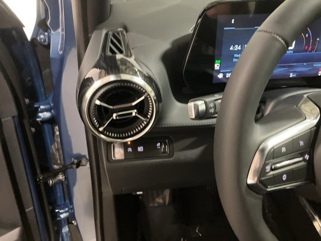 New 2026 Chevrolet Equinox LT w/ LPO, Floor Liner Package image 14