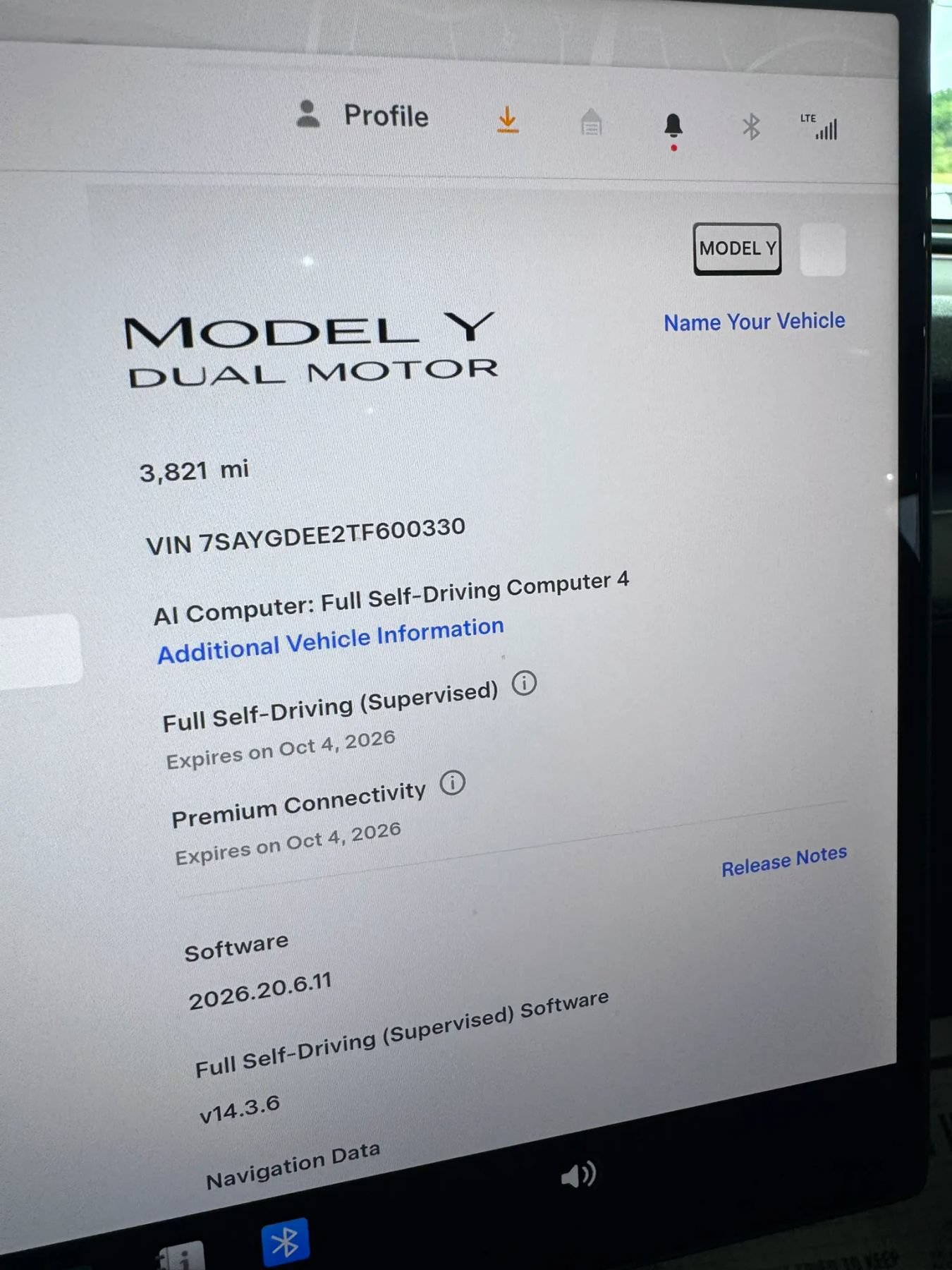 Used 2026 Tesla Model Y AWD image 9
