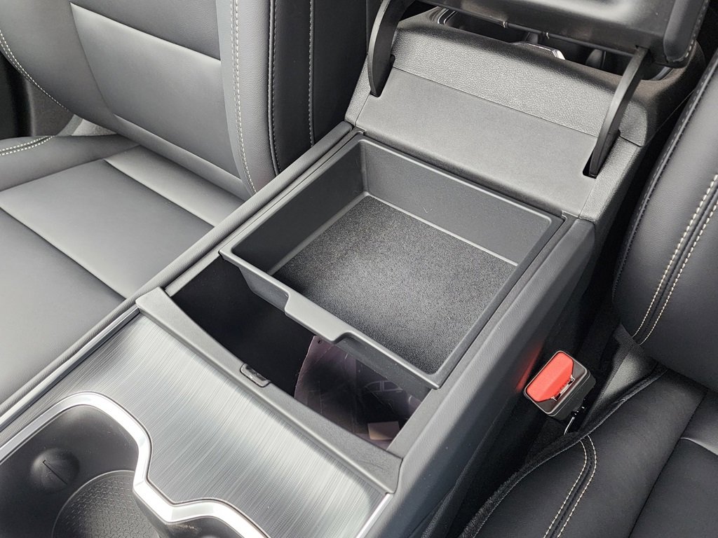 New 2026 GMC Acadia Elevation w/ Black Edition image 33