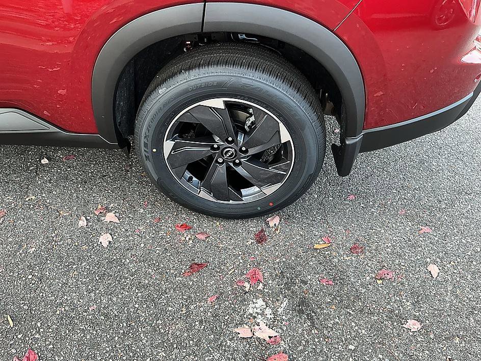 New 2026 Nissan Rogue SV image 22