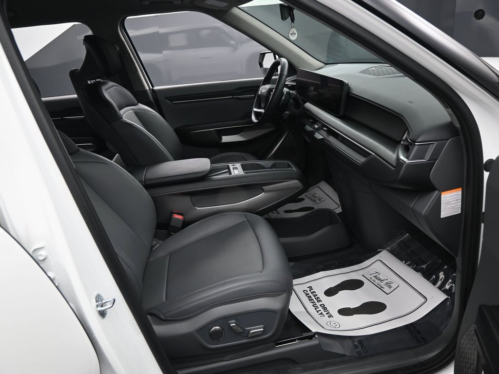 Used 2024 Kia EV9 Light image 41