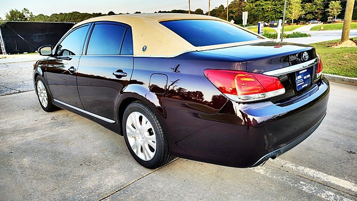 Used 2011 Toyota Avalon FWD image 8