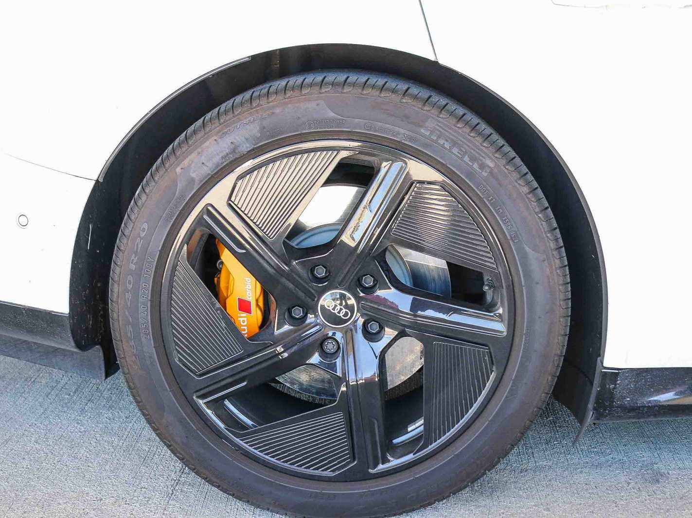 Used 2023 Audi RS e-tron GT w/ Carbon Performance Package AWD/4WD image 10
