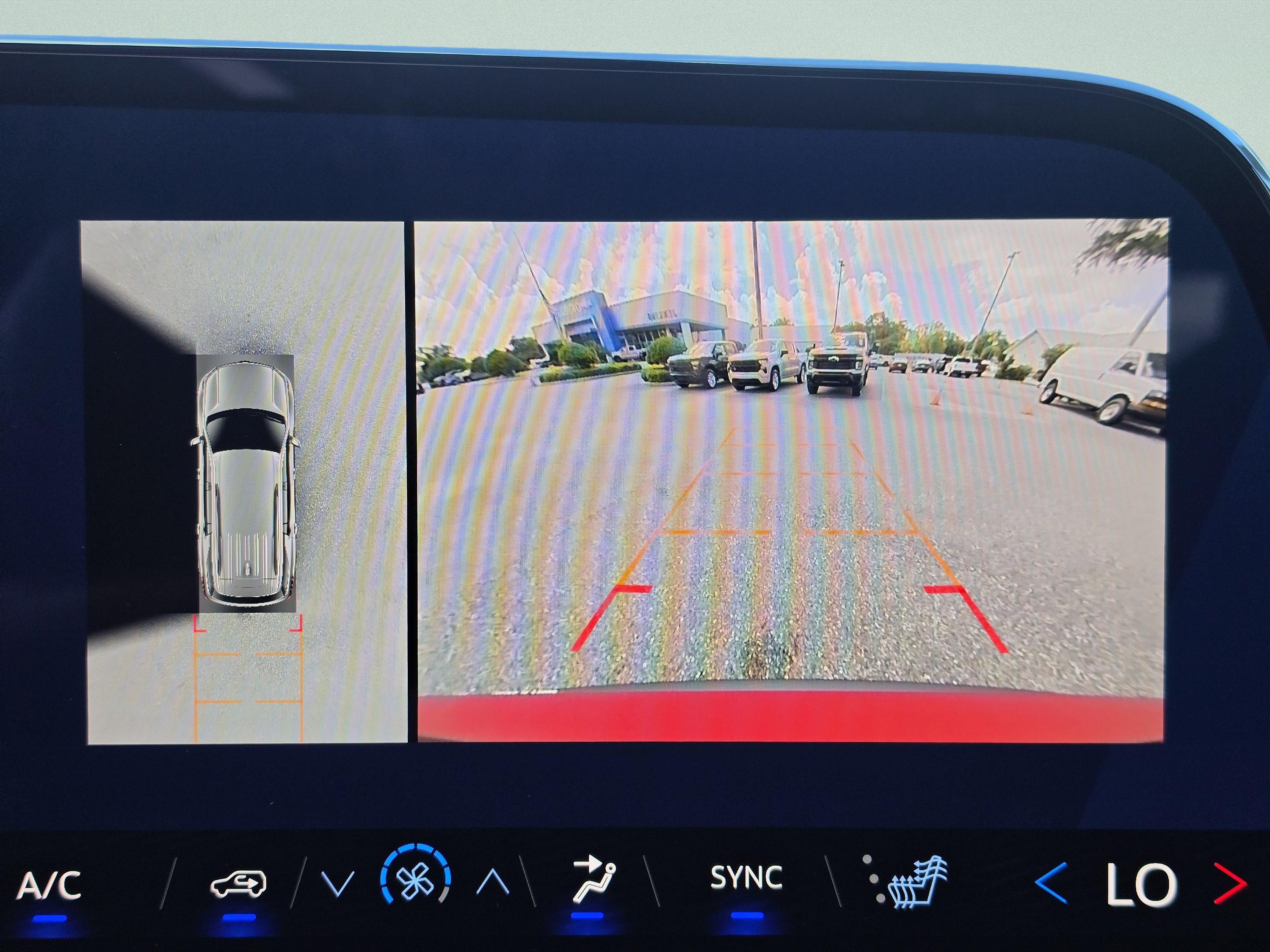 New 2027 Chevrolet Traverse LT w/ Sun and Wheel Package AWD/4WD image 31