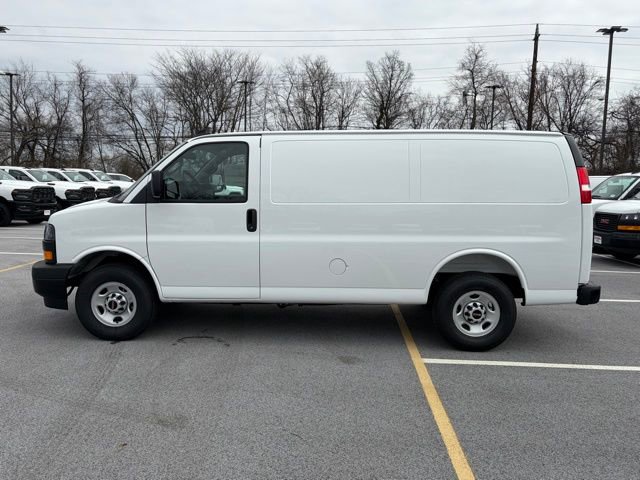 New 2026 GMC Savana 2500 Work Van w/ Driver Convenience Package image 4