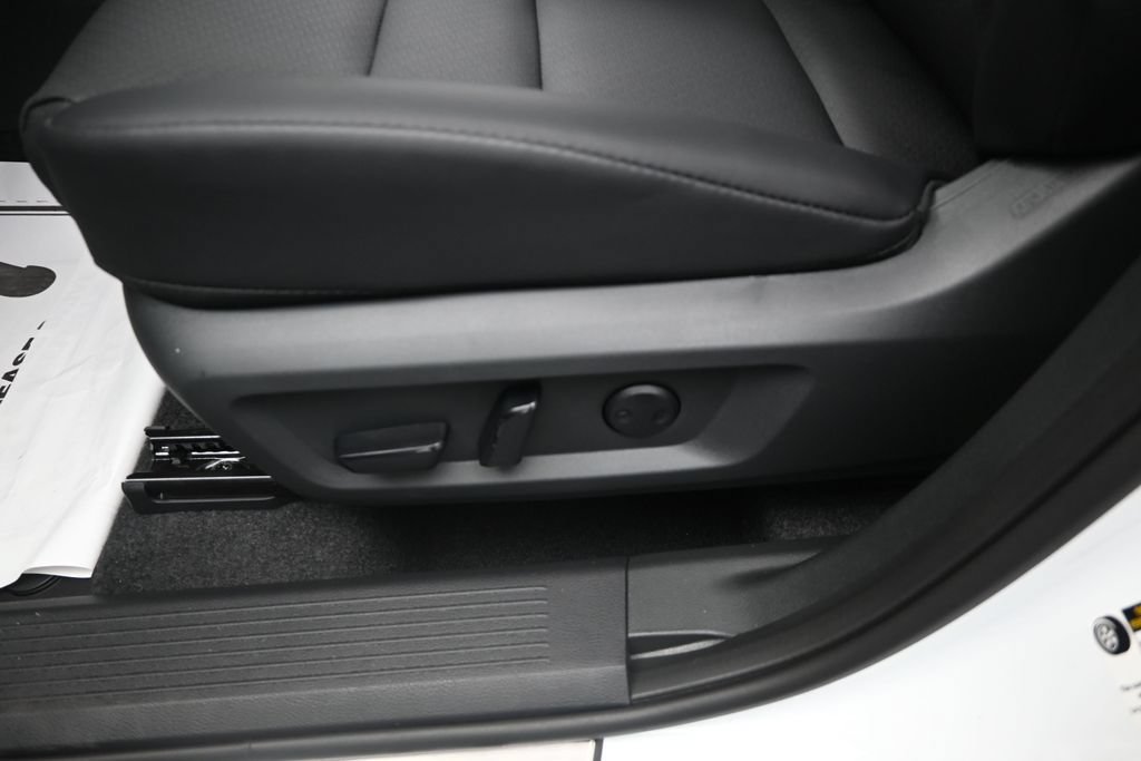 New 2026 Nissan Rogue Dark Armor FWD image 15