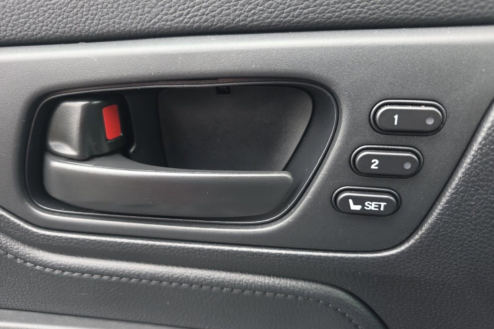 Used 2025 Honda Odyssey Sport-L image 33