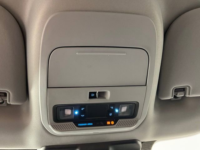 Used 2023 Ford F350 XLT w/ Black Appearance Package image 21