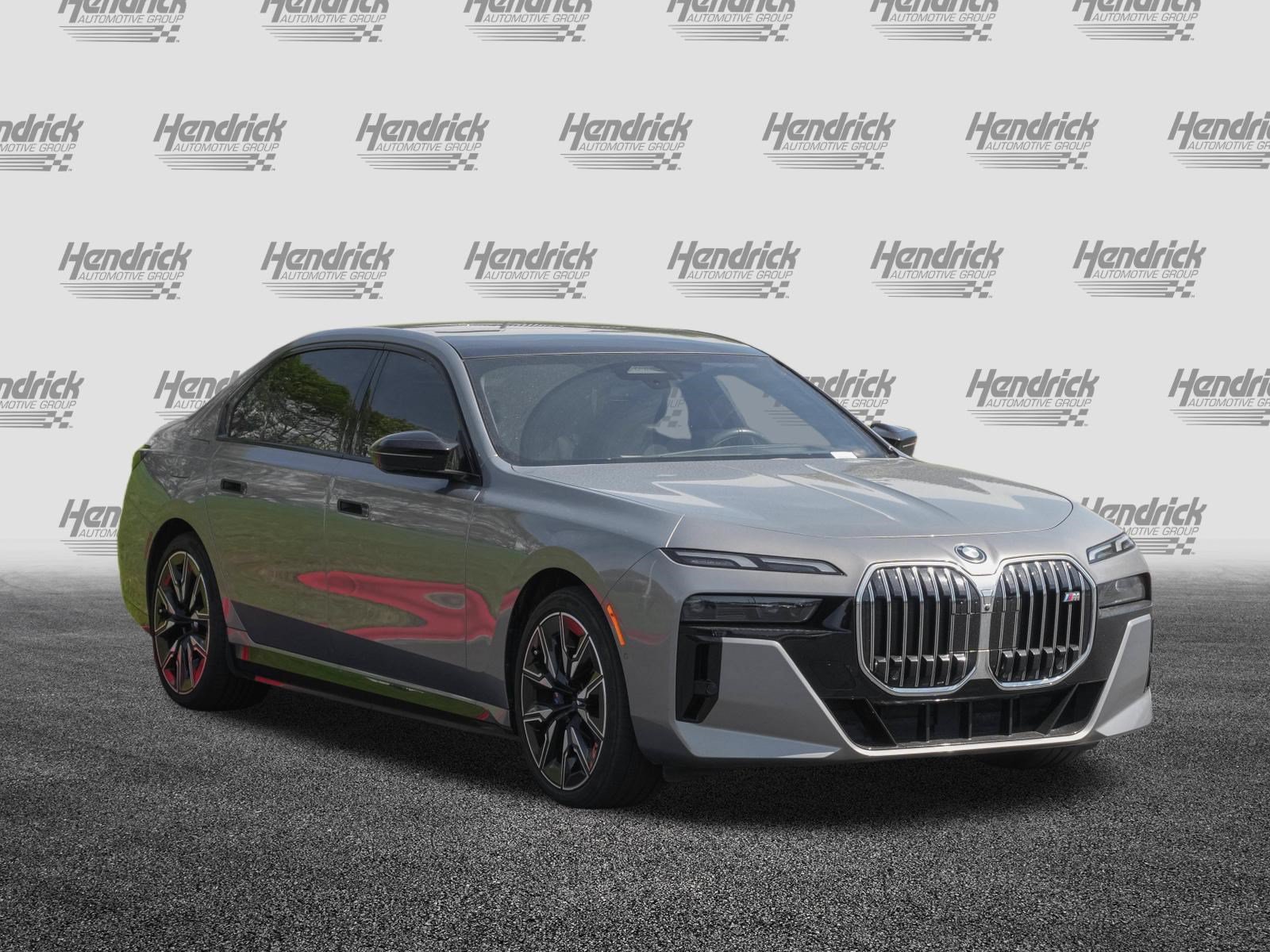 Certified 2024 BMW i7 M70 w/ Premium Package AWD/4WD image 2