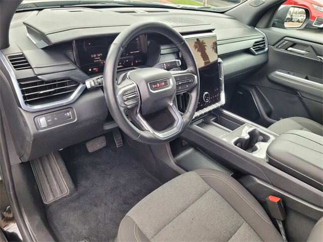 Used 2025 GMC Acadia Elevation image 7