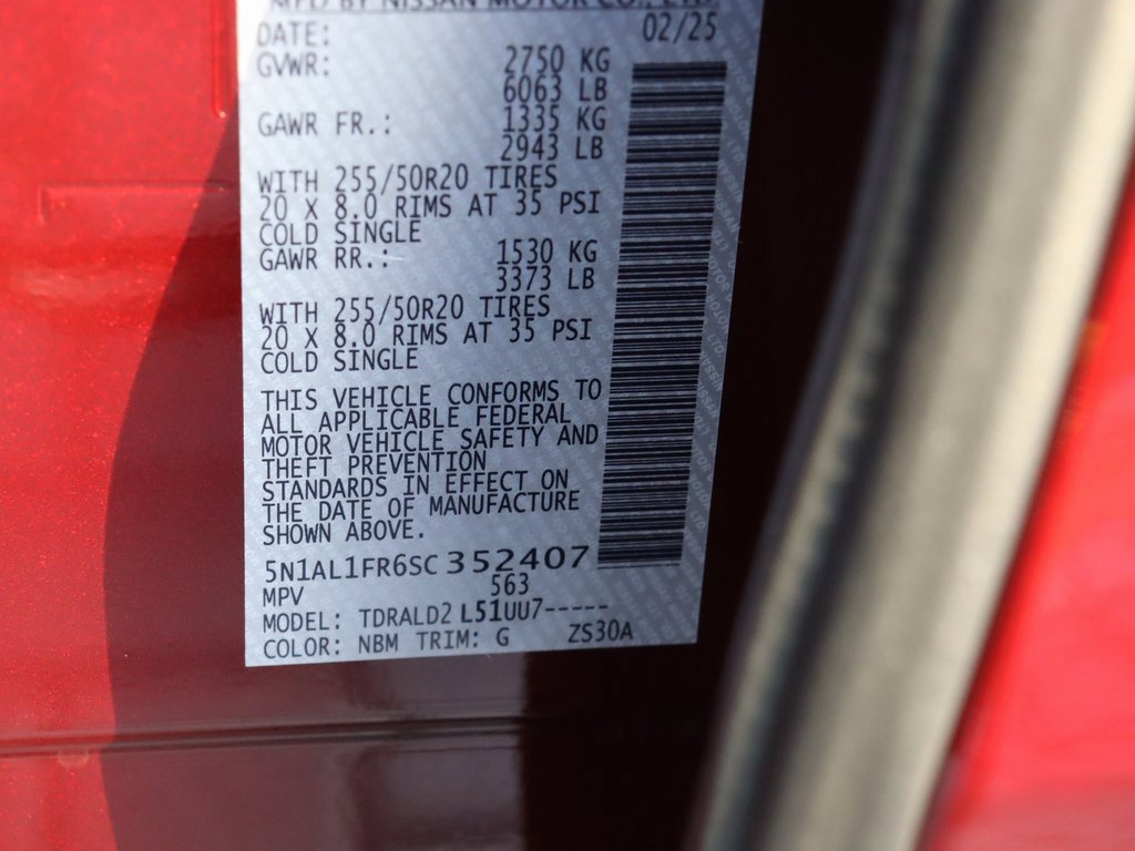 Certified 2025 INFINITI QX60 Luxe image 46