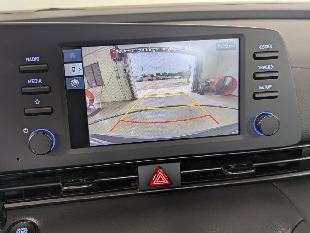 New 2026 Hyundai Elantra SEL Sport FWD image 19