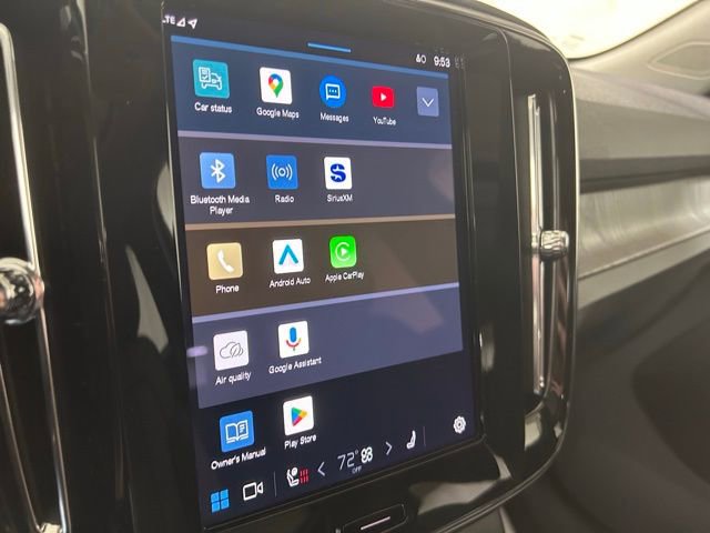 Used 2025 Volvo XC40 B5 Plus image 19