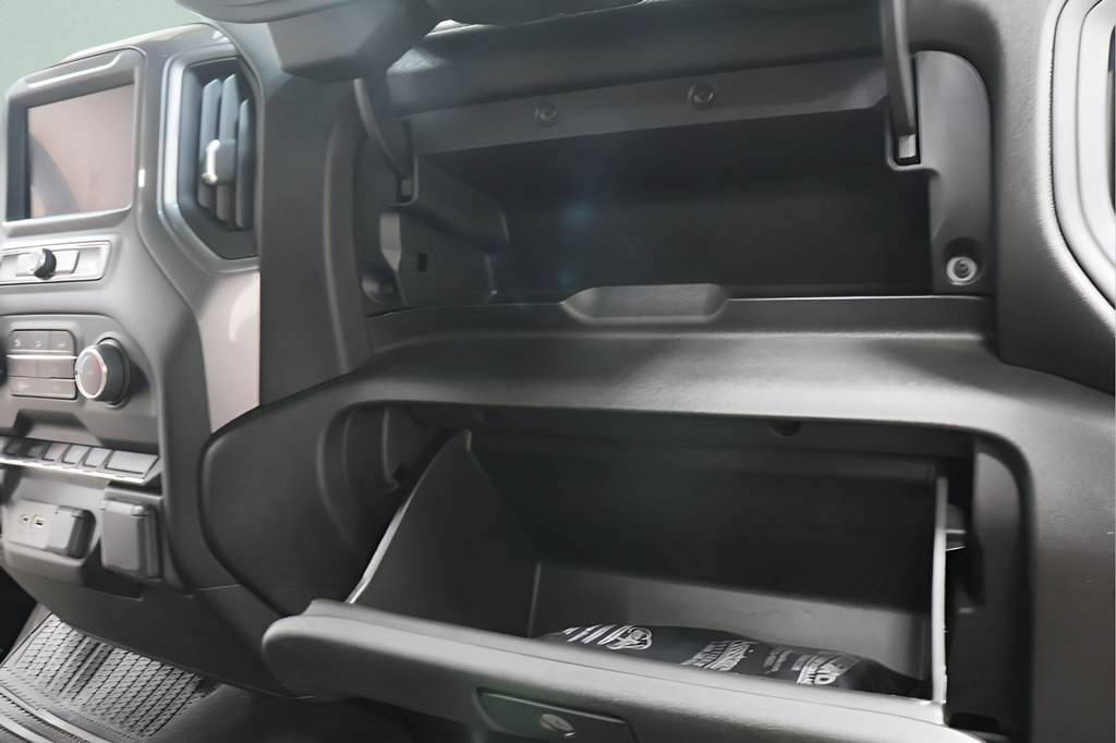 Used 2022 Chevrolet Silverado 1500 Custom Trail Boss w/ Safety Confidence Package AWD/4WD image 27