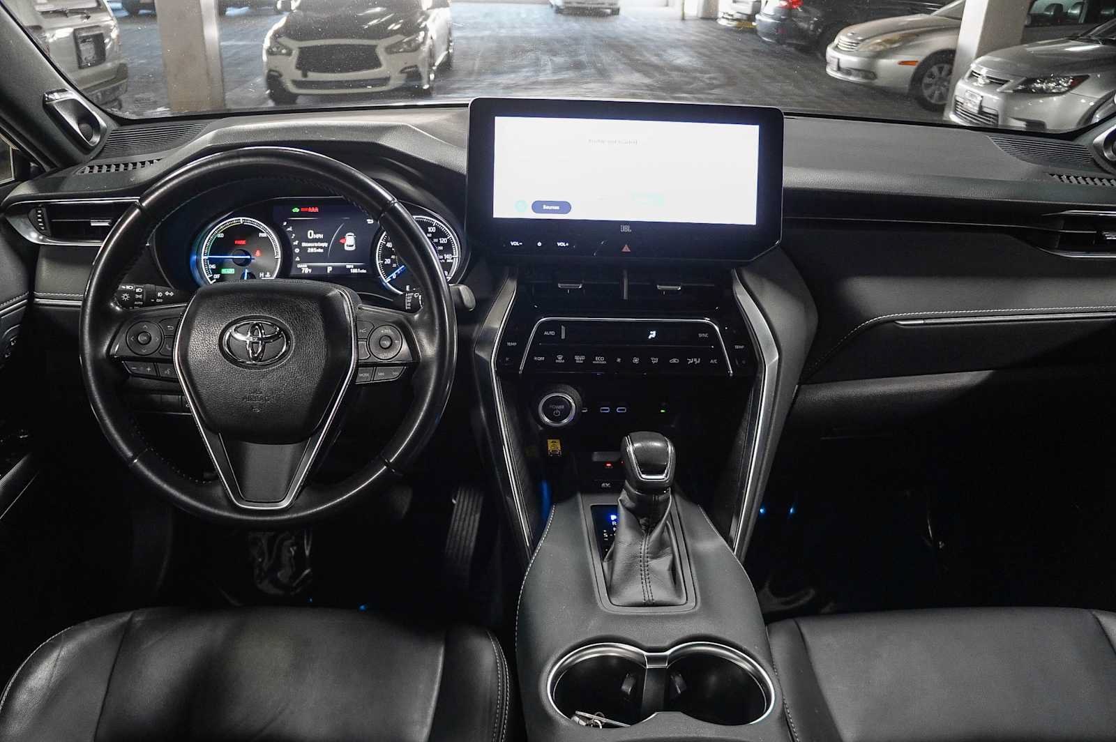 Certified 2023 Toyota Venza XLE AWD/4WD image 12