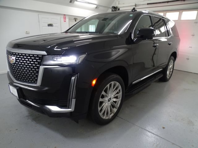Certified 2024 Cadillac Escalade Premium Luxury w/ LPO, Floor Liner Package AWD/4WD image 19