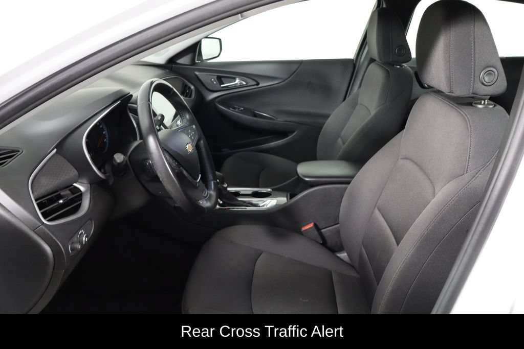 Used 2021 Chevrolet Malibu RS FWD image 14