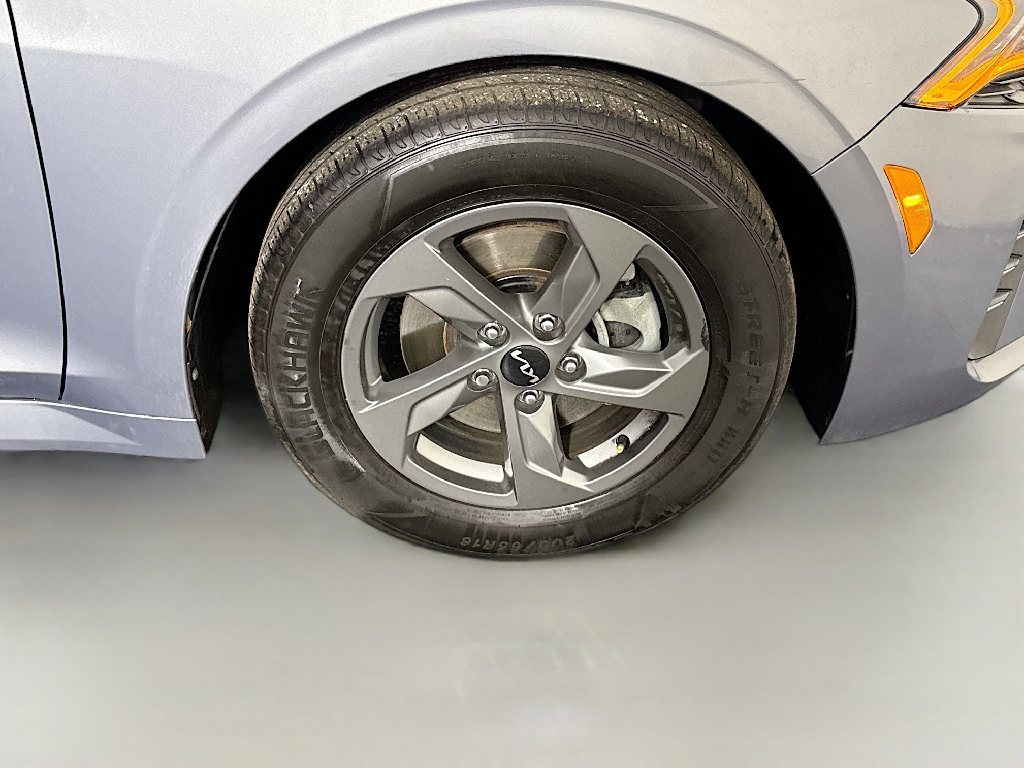 Used 2022 Kia K5 LX image 31