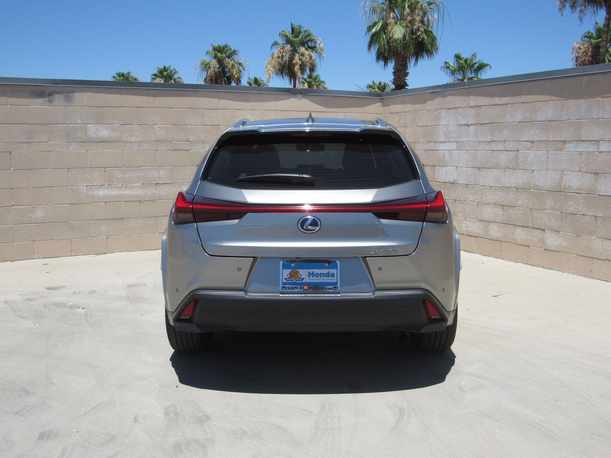 Used 2022 Lexus UX 250h w/ Luxury Package AWD/4WD image 7