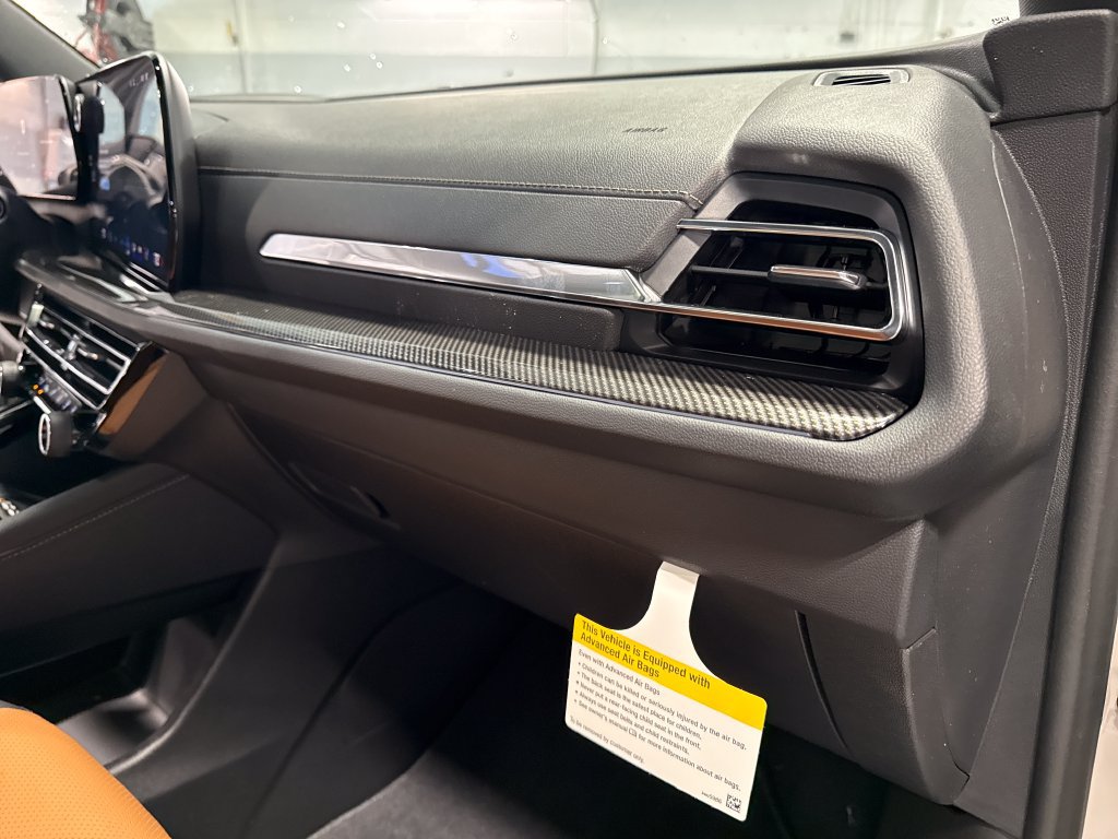 New 2027 Chevrolet Traverse Z71 w/ Driver Confidence Package AWD/4WD image 34