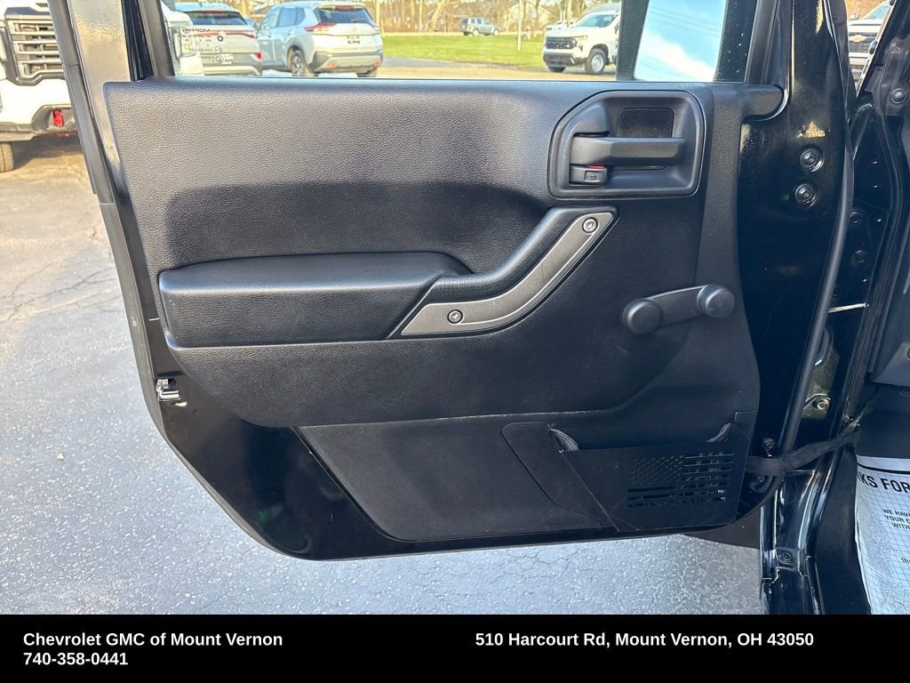 Used 2014 Jeep Wrangler Unlimited Sport image 12