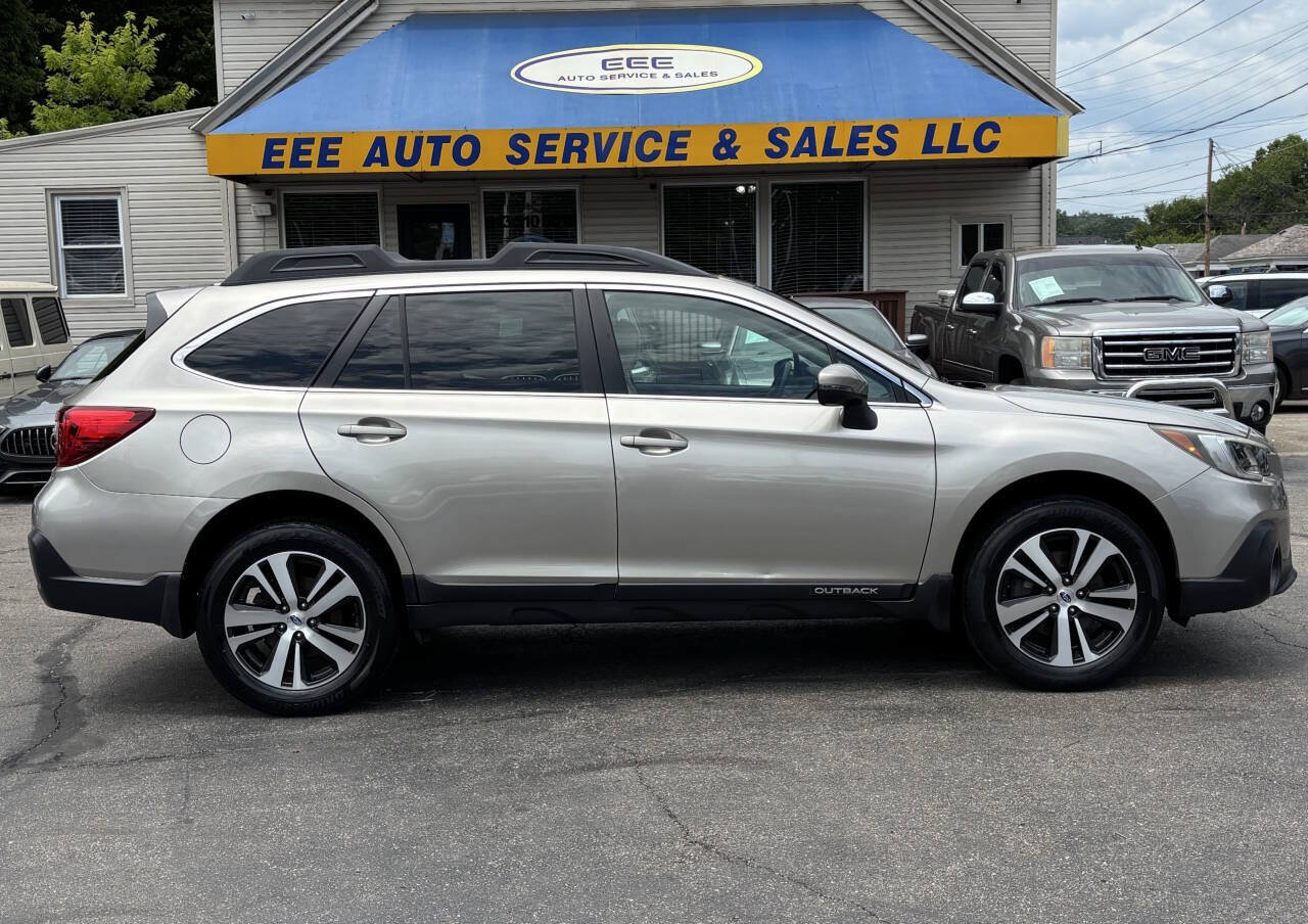 Used 2018 Subaru Outback 2.5i Limited w/ Popular Package #2