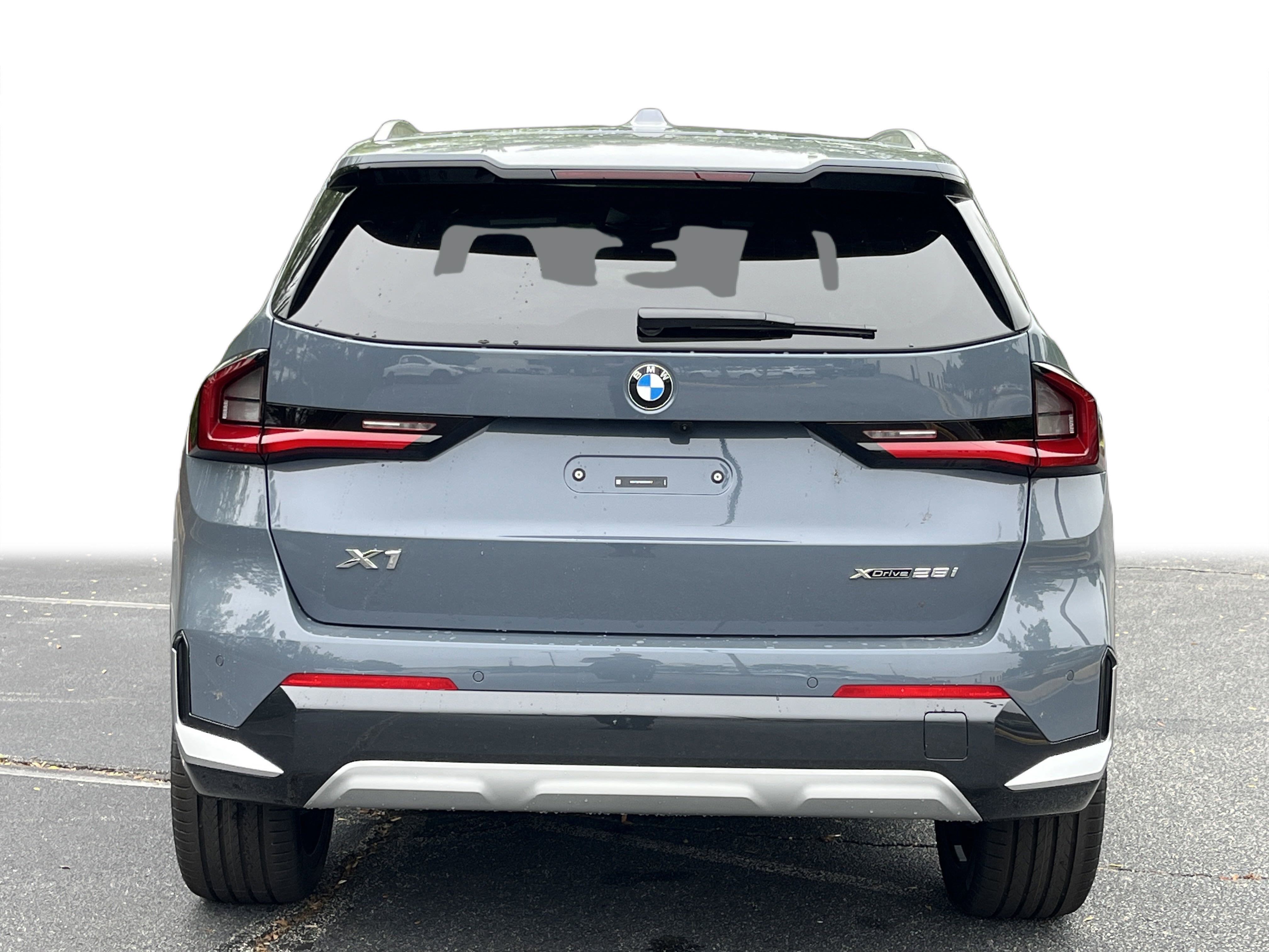 New 2025 BMW X1 xDrive28i w/ Technology Package image 27