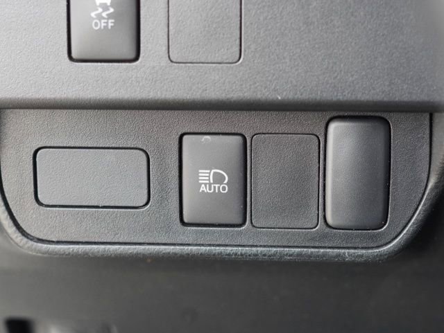 Used 2022 Toyota Tacoma SR image 14