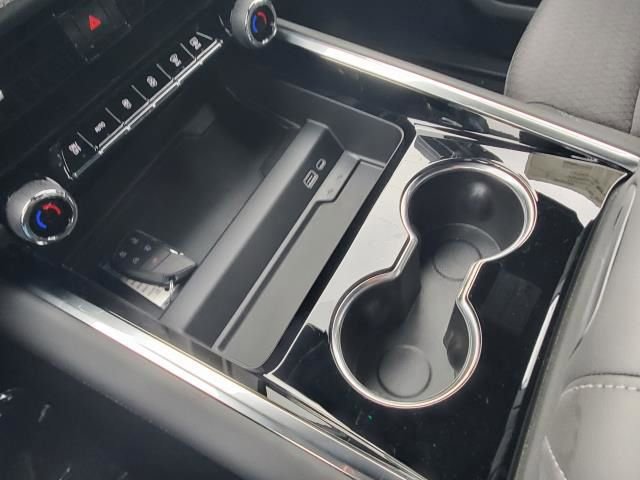 New 2026 Chevrolet Suburban LS image 21