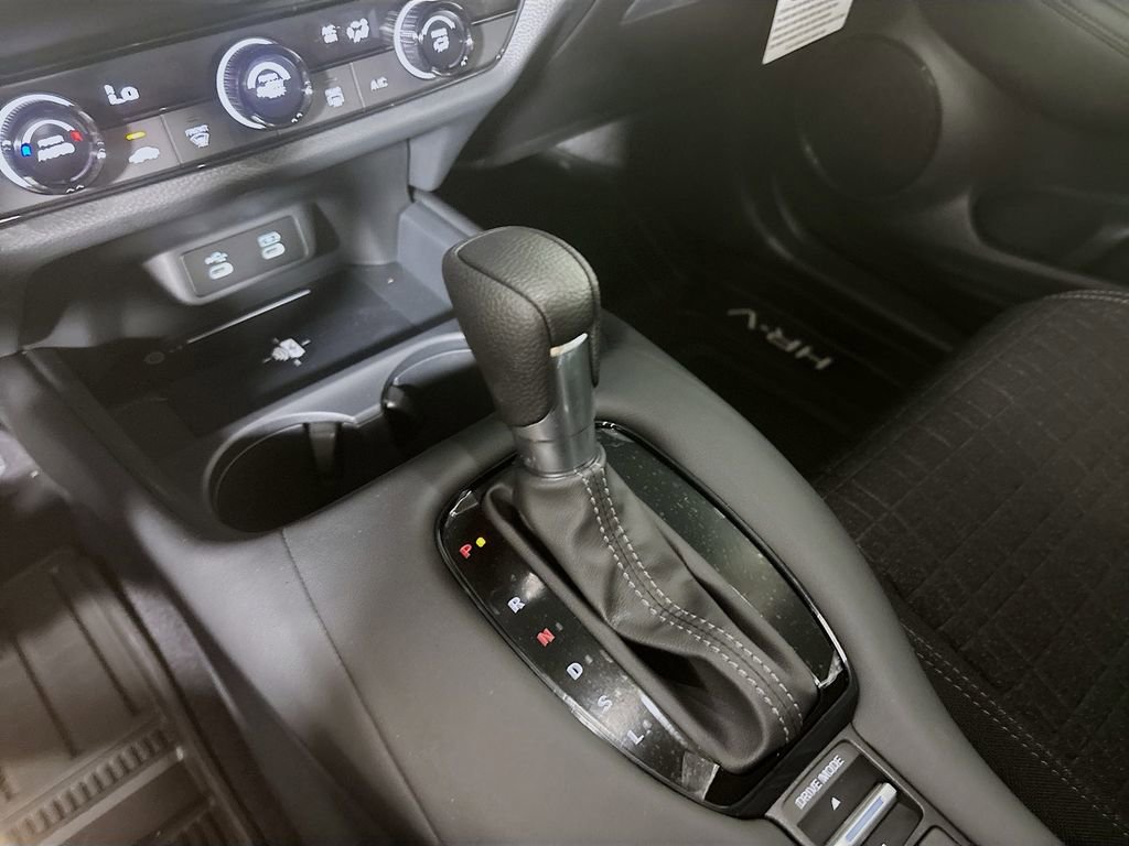 New 2026 Honda HR-V LX image 17