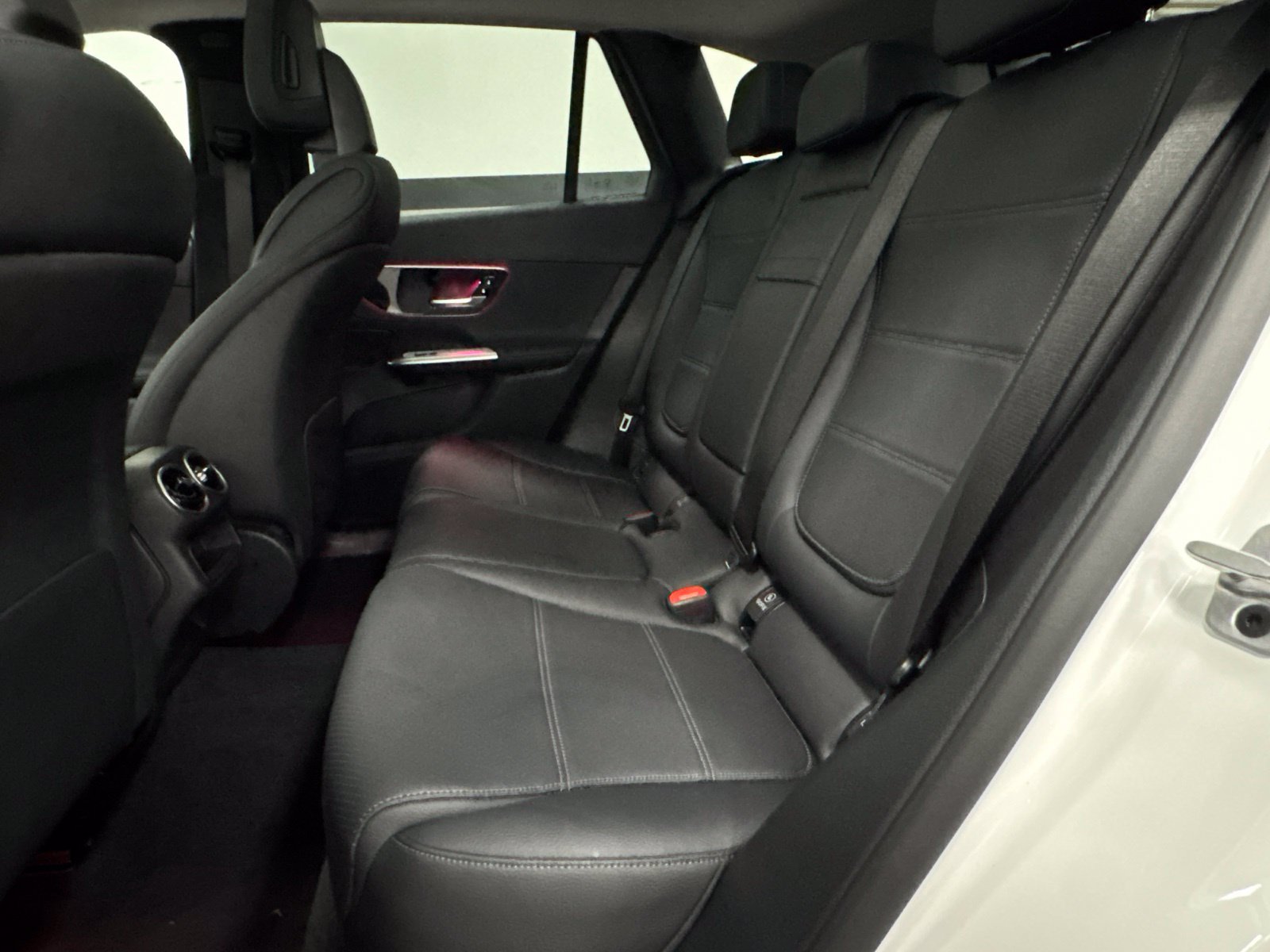 Certified 2025 Mercedes-Benz GLC 350e 4MATIC image 38