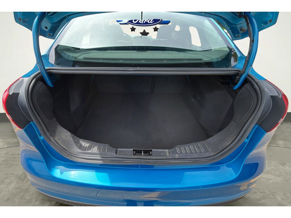 Used 2015 Ford Focus SE FWD image 17