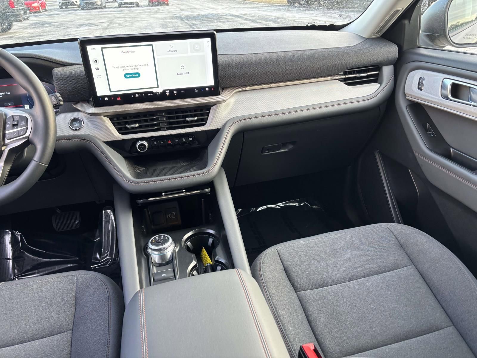 Used 2025 Ford Explorer Active image 34