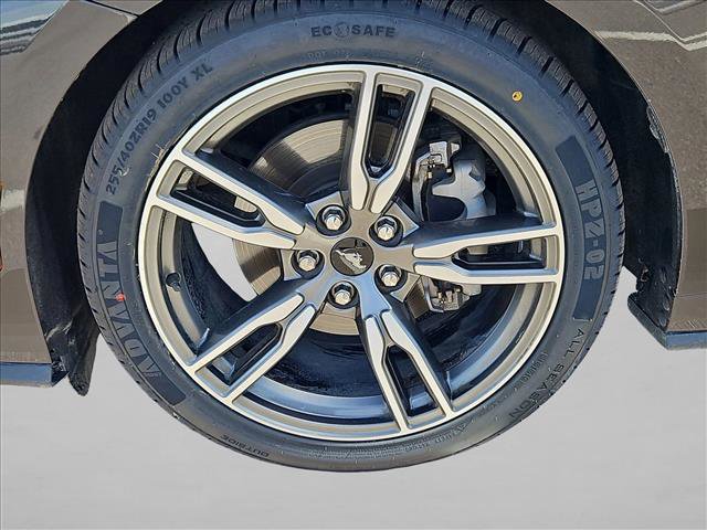 Used 2024 Ford Mustang Coupe RWD image 23