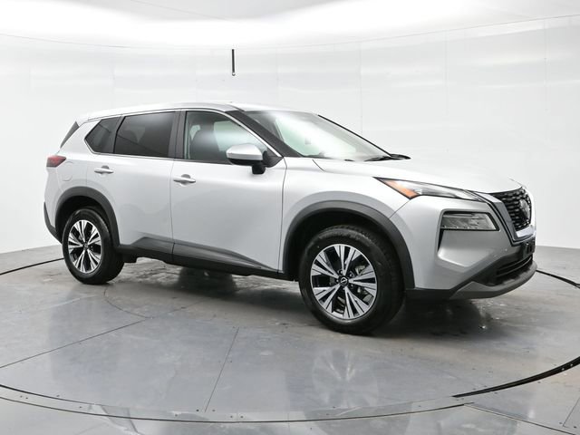 Used 2023 Nissan Rogue SV image 1