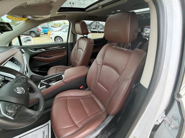 Used 2019 Buick Enclave Avenir w/ Avenir Technology Package AWD/4WD image 12