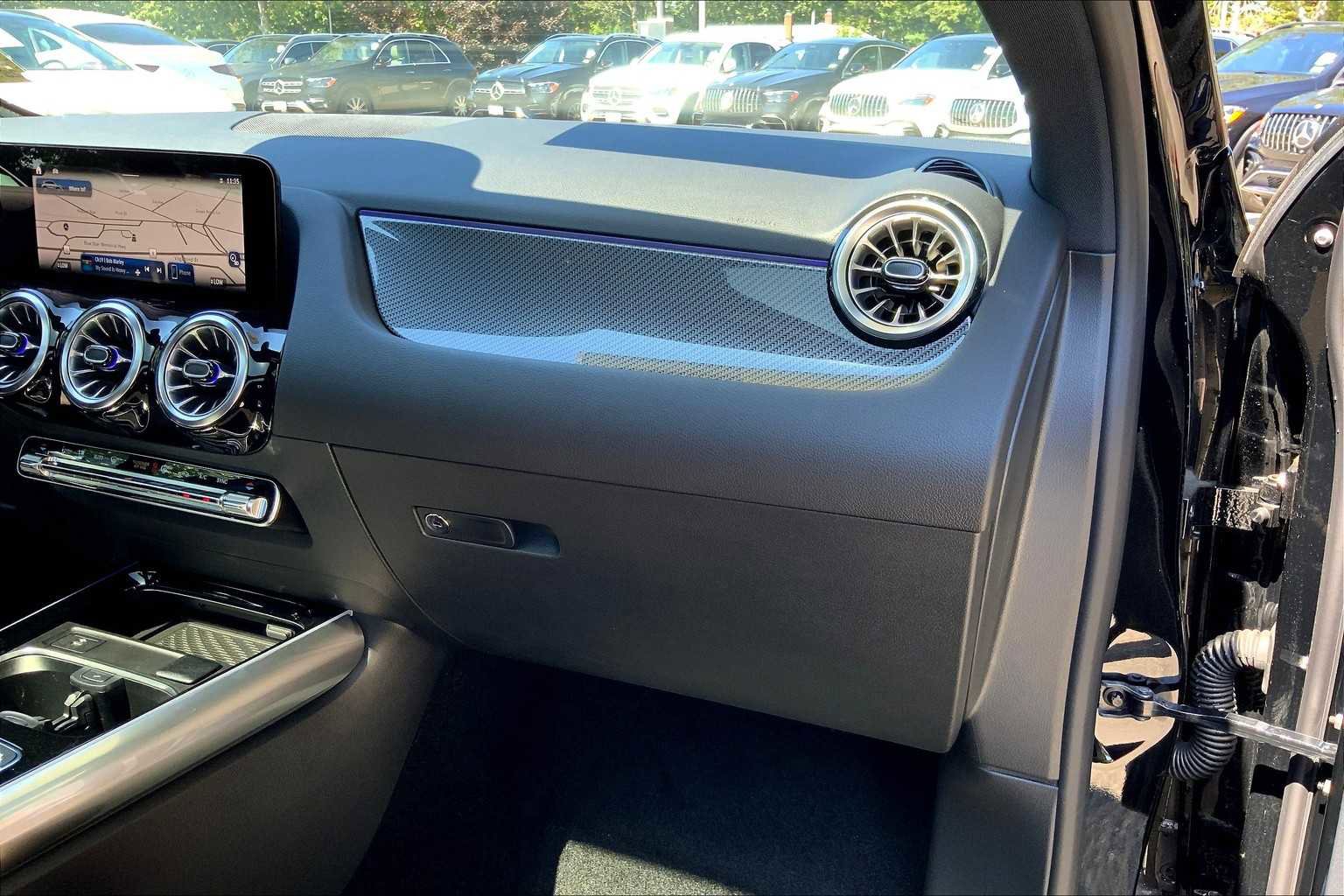 New 2026 Mercedes-Benz GLA 250 GLA 250 image 10