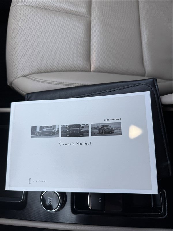 Used 2022 Lincoln Corsair AWD w/ Equipment Group 101A image 21