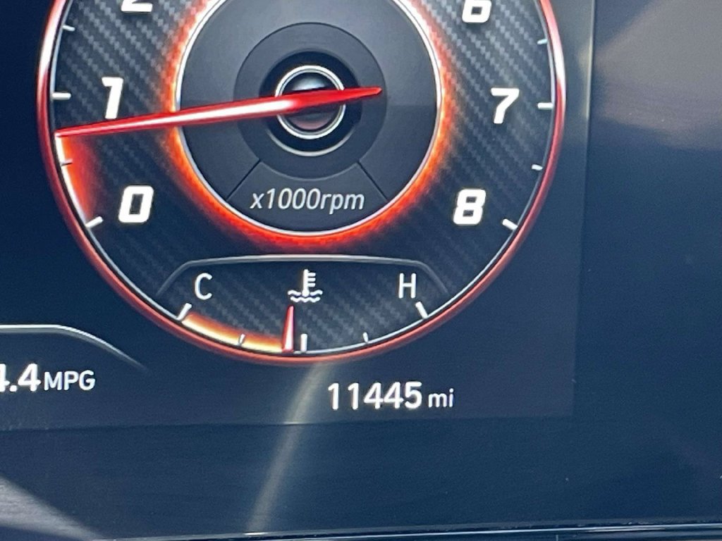 Certified 2025 Hyundai Elantra SEL FWD image 30