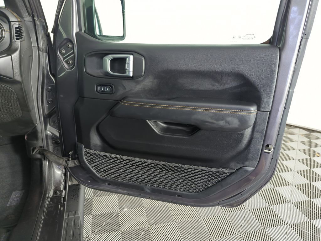 Used 2021 Jeep Gladiator Overland AWD/4WD image 31