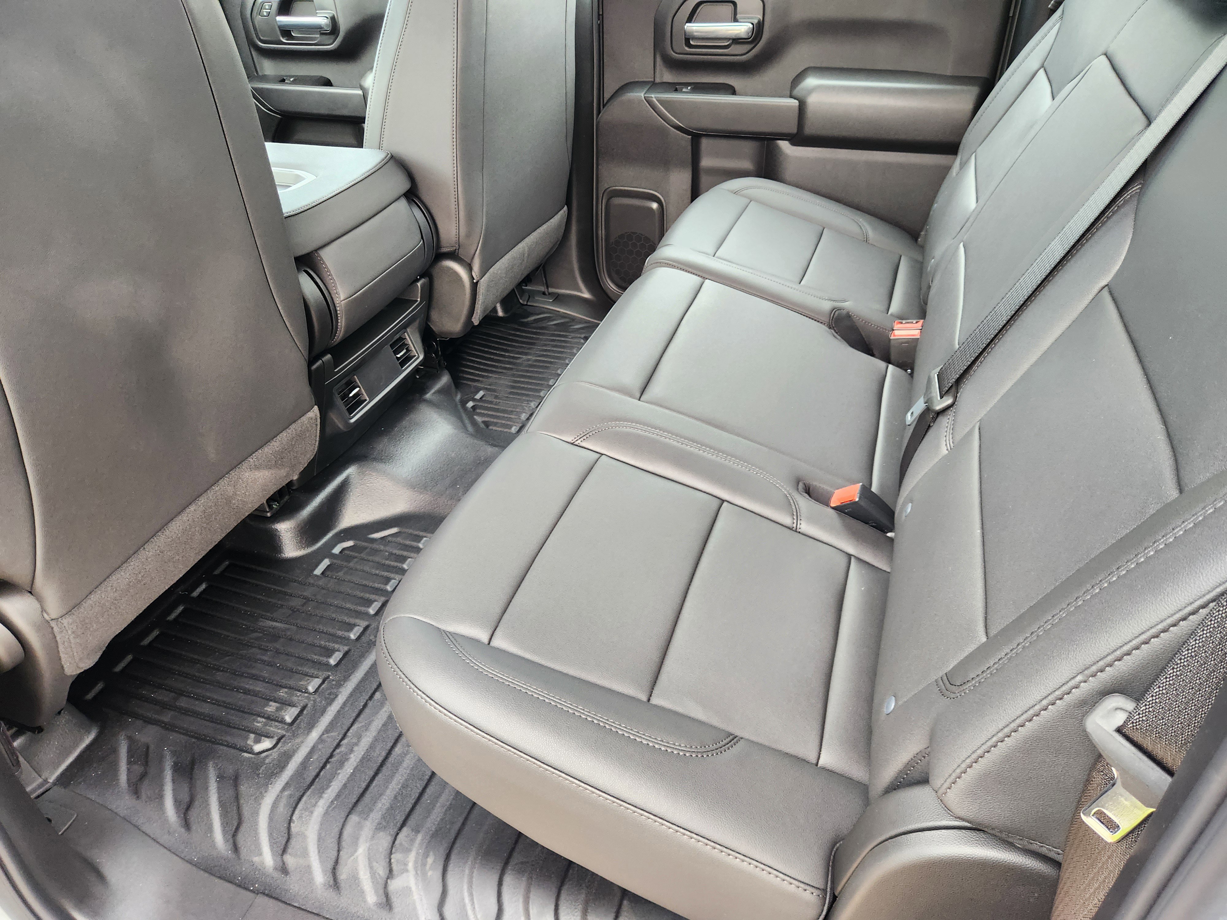 New 2025 Chevrolet Silverado 3500 W/T image 29